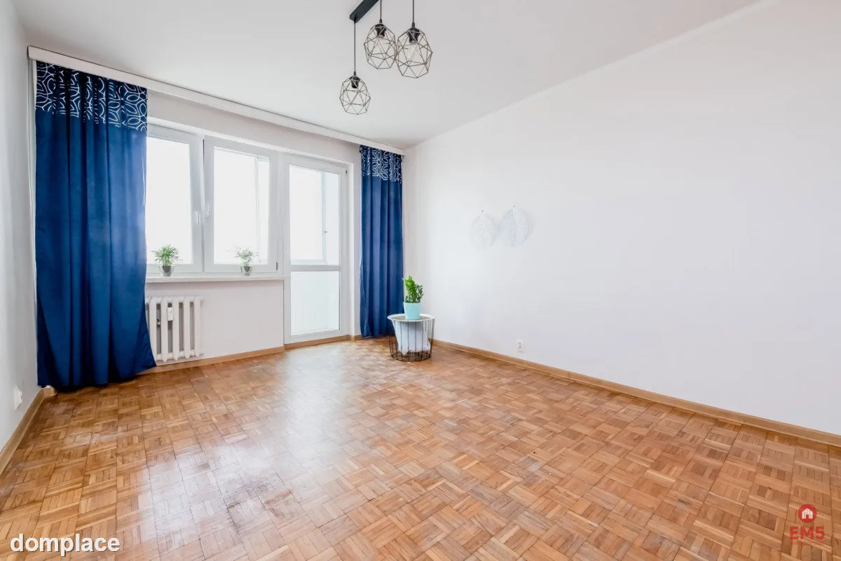 3 pokoje, Młodych