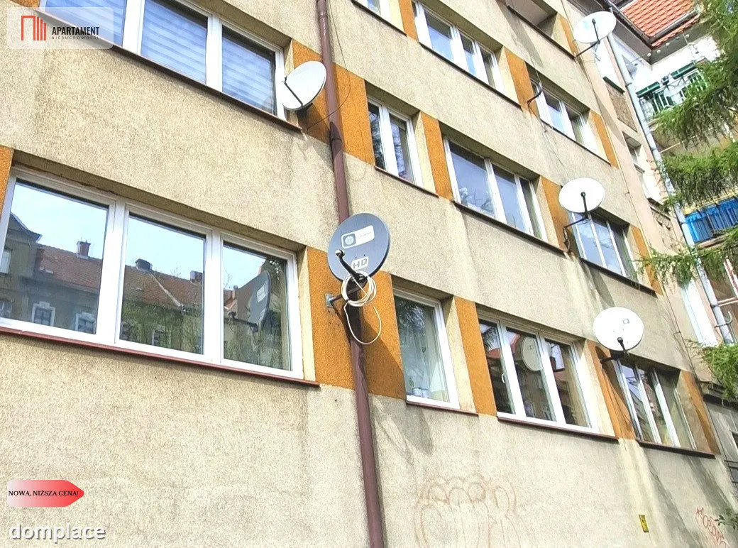 M3-wysoki parter-balkon-do remontu-fabryczne