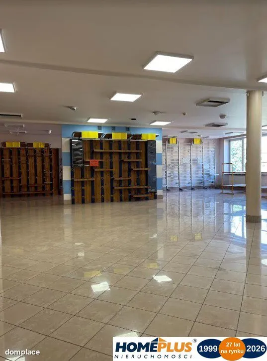 Lokal o powierzchni 230 m2 Centrum Wołomina.