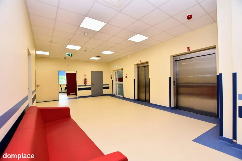 Nowoczesny obiekt komercyjny 1200 m2 podkarpackie