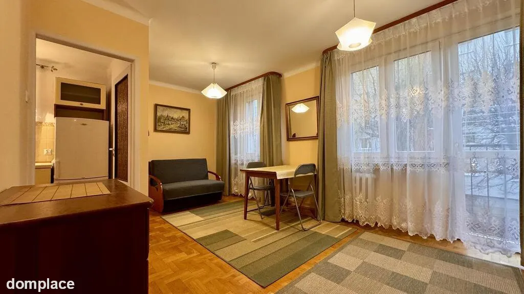 Przytulne dla 2 osób, kuchnia z oknem, w centrum