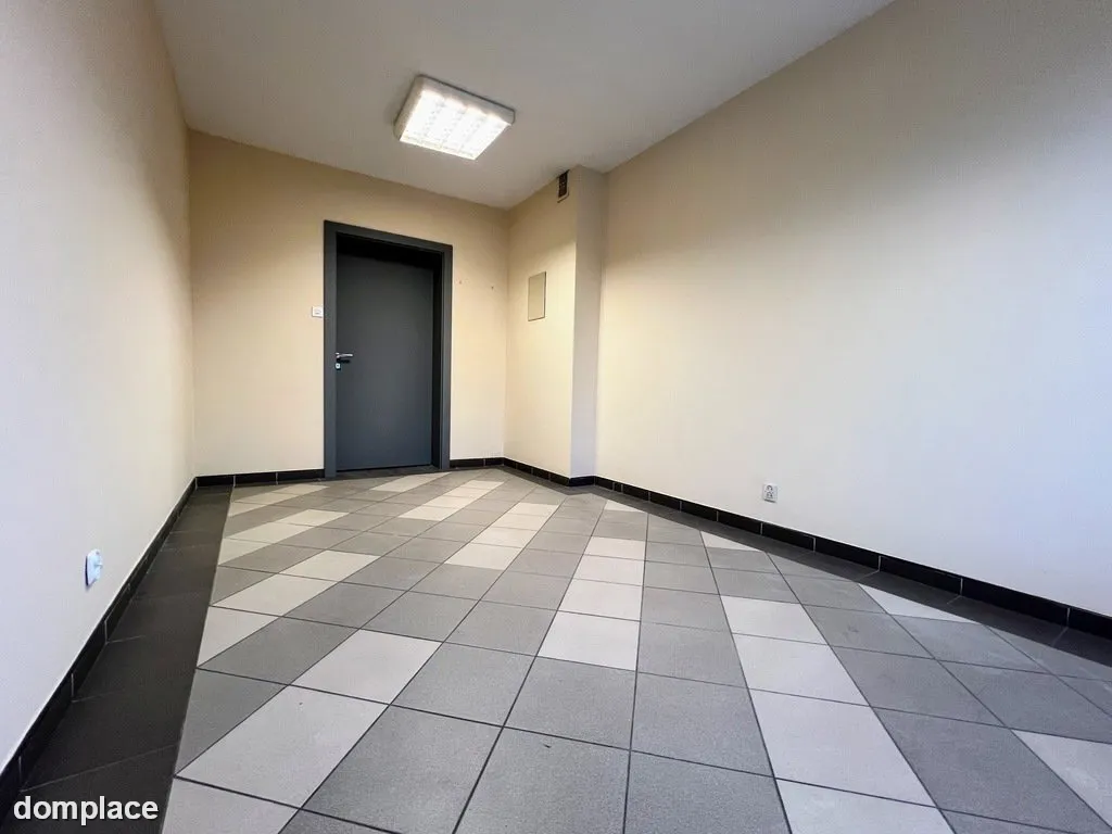 Lokal biurowy do wynajęcia 17 m2 ul. Przy Torze