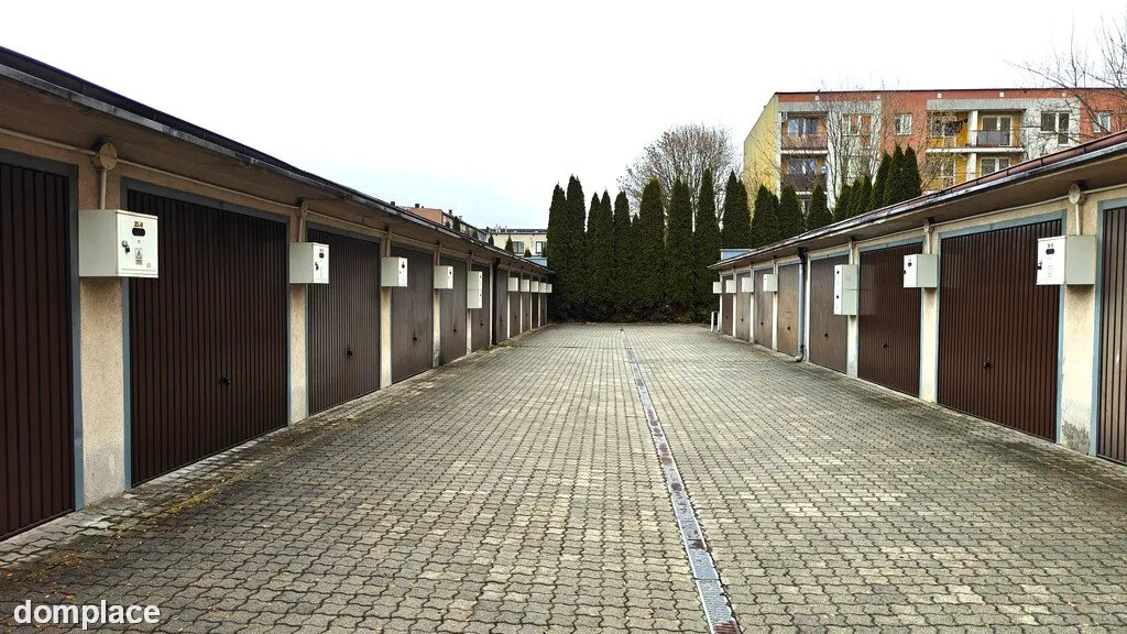 Garaż murowany przy Langiewicza