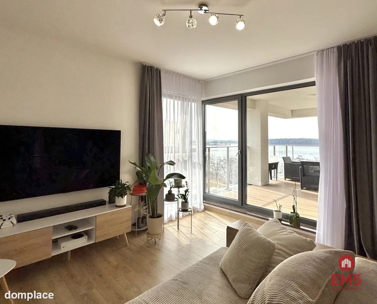 Apartament z tarasem i widokiem na Jezioro Ełckie