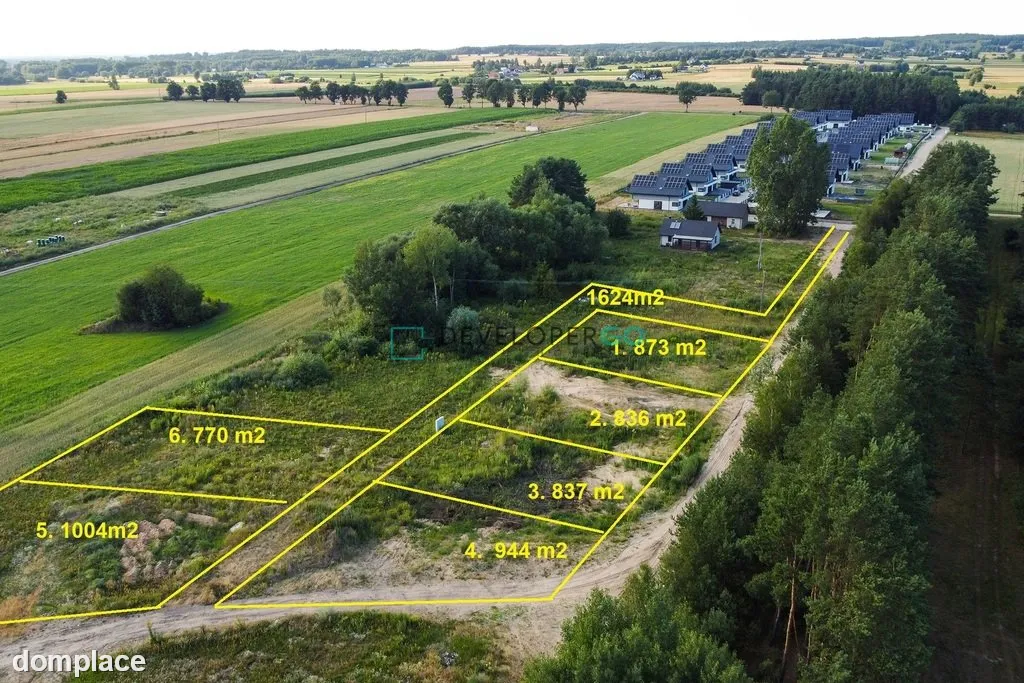 Działka na podmiejskie osiedle